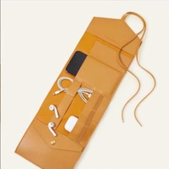 Glass Ladder & Co Tech Organizer - Picture 1 of 9